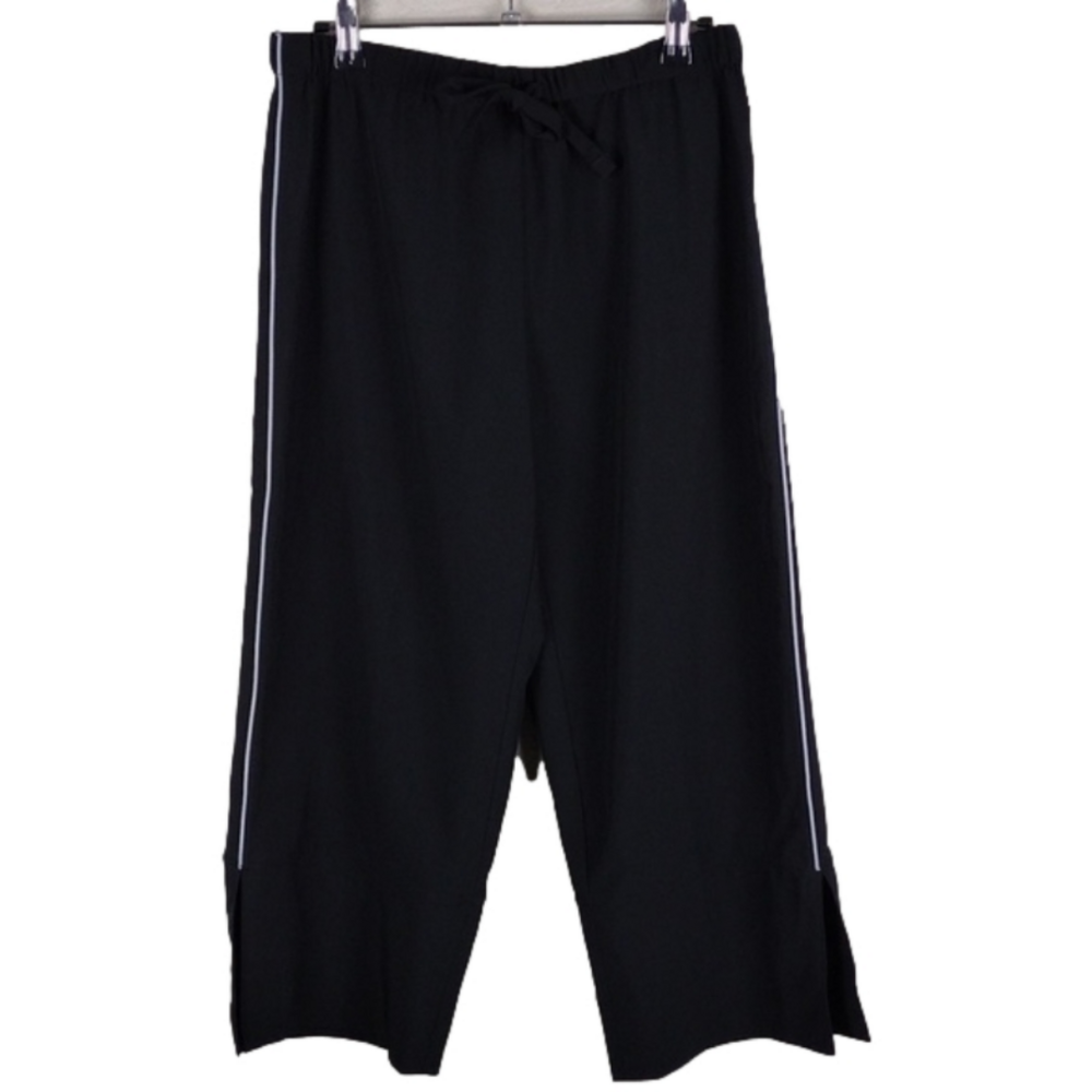 Reebok Black Mid Rise Drawstring Elastic Waist Pull On Active Wear Capri Pants
